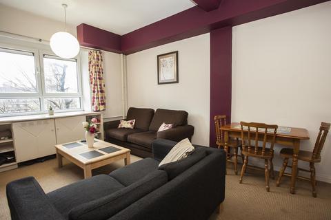 2 bedroom flat to rent, City View House, Bethnal Green Road
