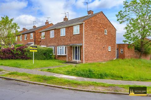 103 Barnfield Avenue, Allesley, Coventry, CV5 9FX