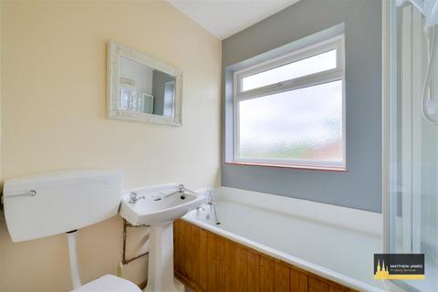 103 Barnfield Avenue, Allesley, Coventry, CV5 9FX