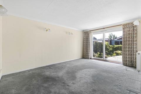 2 Craven Close, Trumpington, Cambridge, CB2 9NW
