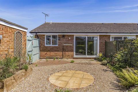2 Craven Close, Trumpington, Cambridge, CB2 9NW