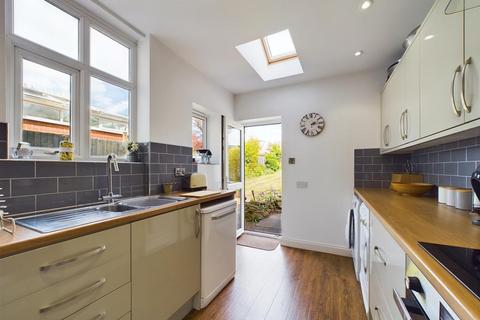 422 Allesley Old Road, Coventry, CV5 8GF