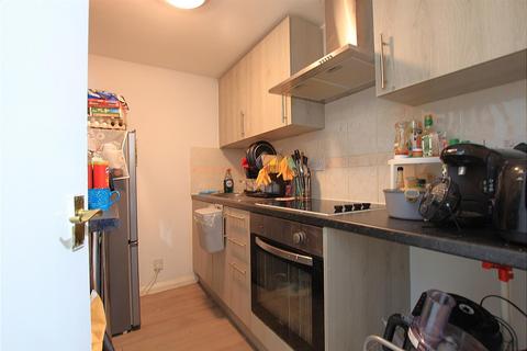 1 bedroom apartment to rent, 25 Cross Lances Road, Hounslow TW3