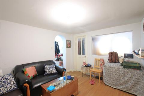 1 bedroom apartment to rent, 25 Cross Lances Road, Hounslow TW3