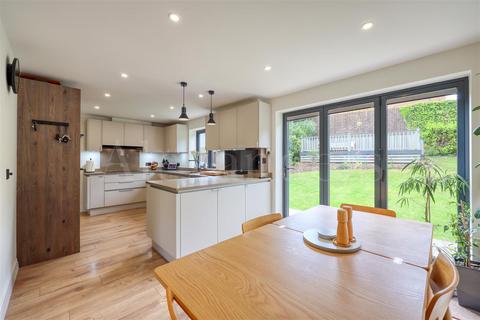 4 bedroom detached house for sale, Peckleton View, Desford