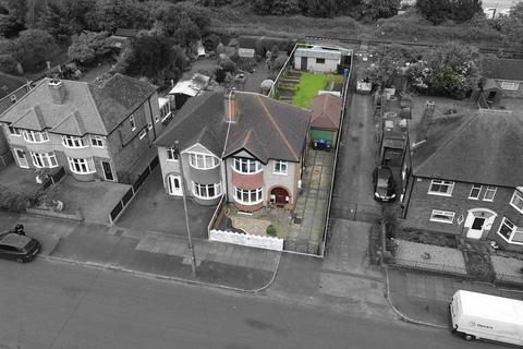 3 bedroom semi-detached house for sale, Westfield Road, Hinckley