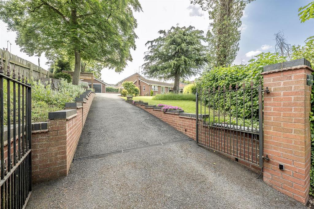 Beech Trees, James Street, Kinver... 2 bed detached bungalow for sale £625,000