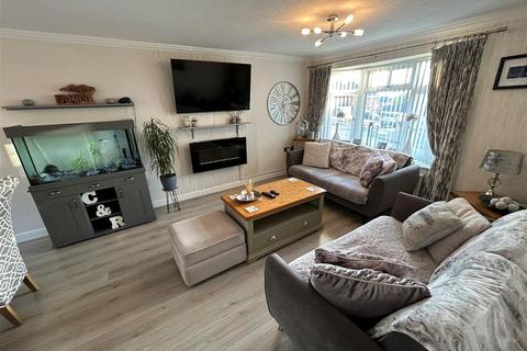 3 bedroom detached house for sale, Aldeford Drive, Withymoor, Brierley Hill, DY5 4RB