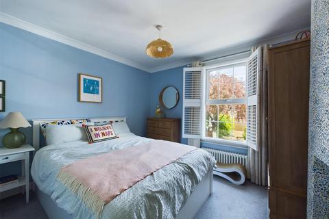 46 Chelsham Road, South Croydon, CR2 6HY