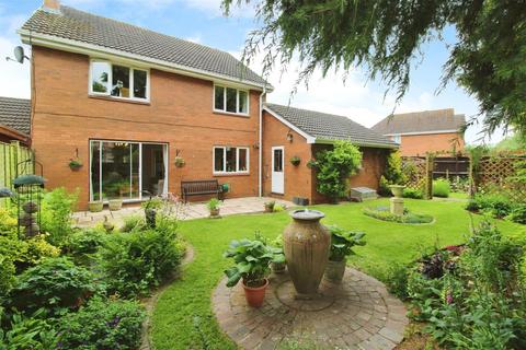 4 bedroom detached house for sale, Deacon Close, Rugby CV22