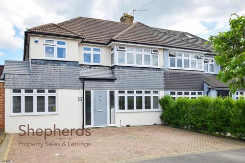 4 bedroom semi-detached house for sale, Beehive Road, Goffs Oak EN7