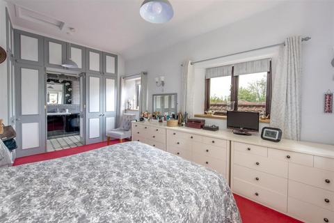 3 bedroom detached house for sale, Yarrow Road, Mark, Highbridge