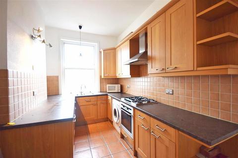 1 bedroom apartment to rent, King Street, Twickenham