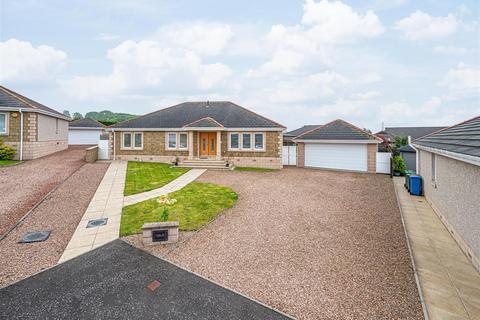 3 bedroom detached bungalow for sale, 12 Luscar Place, Gowkhall, KY12 9RB