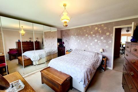 3 bedroom bungalow for sale, Higher Daws Lane, South Petherwin, Launceston