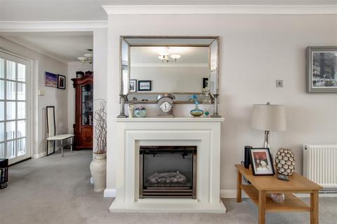 71 Cheyne Walk, Meopham, Gravesend, DA13 0PP