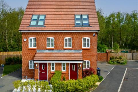 3 bedroom semi-detached house for sale, Bowler Avenue, Accrington