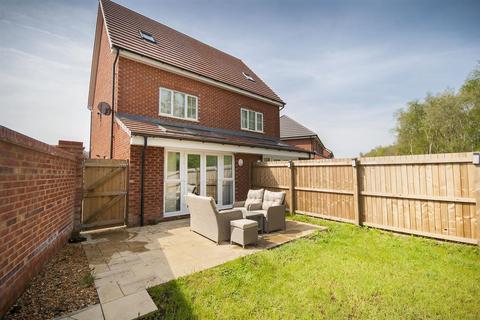 3 bedroom semi-detached house for sale, Bowler Avenue, Accrington