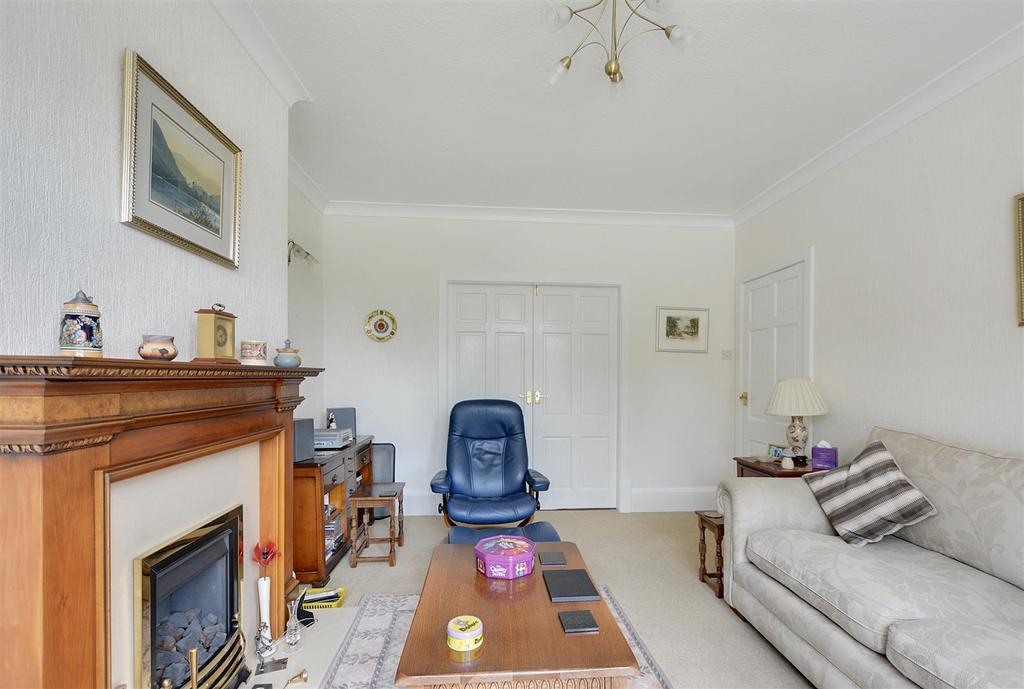 Lounge/Sitting Room
