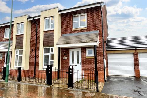 3 bedroom semi-detached house for sale, Lynwood Way, South Shields