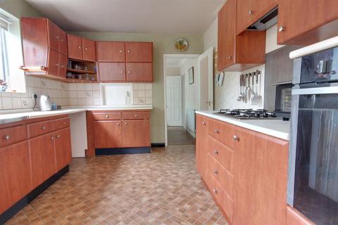 19 Manor Road, Swanland, North Ferriby, HU14 3NZ