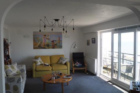 2 bedroom flat for sale, Marina, Bexhill-on-Sea