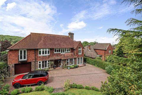 5 bedroom detached house for sale, Ratton Drive, Eastbourne BN20