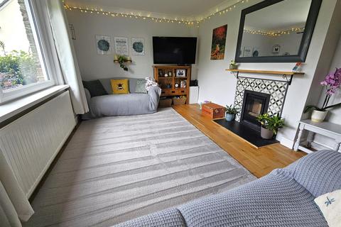 4 Cross Park, Buckland Monachorum, Yelverton, PL20 7NJ