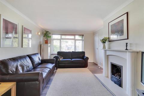 4 bedroom detached house for sale, Kings Road, Tonbridge TN9