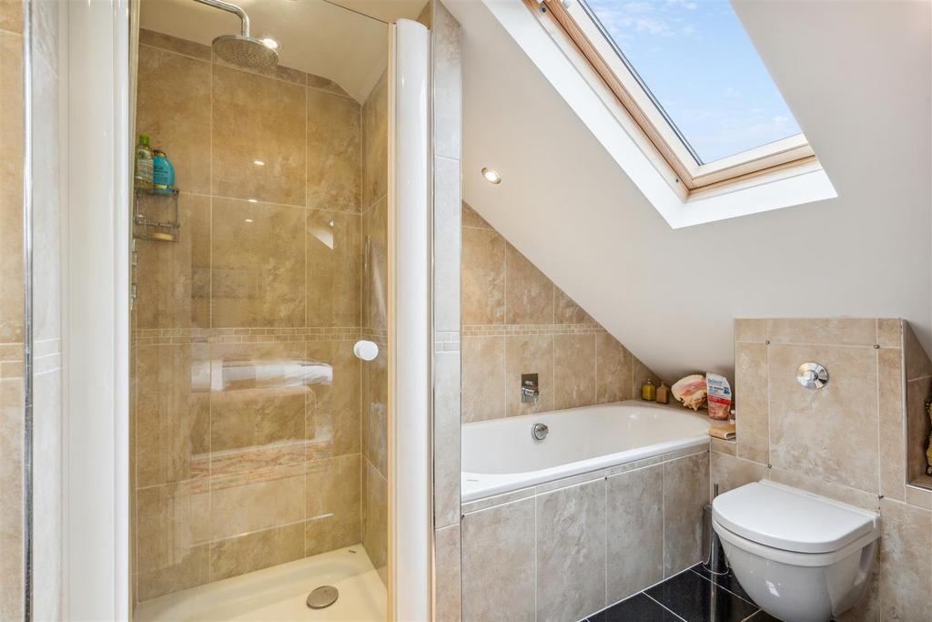 Heathfield Gardens, W4 - FOR SALE