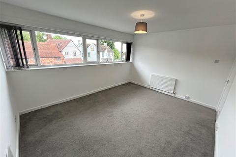 2 bedroom apartment to rent, Bromsgrove Road, Romsley, Halesowen