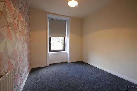 2 bedroom flat to rent, Petershill Road, Glasgow