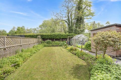 3 bedroom semi-detached house for sale, 3 Haddon Road, Bakewell