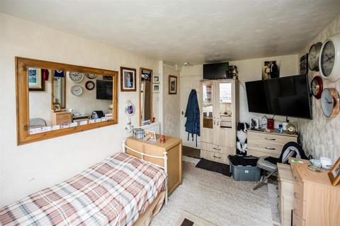 2 bedroom apartment for sale, Talbot House, Elland HX5