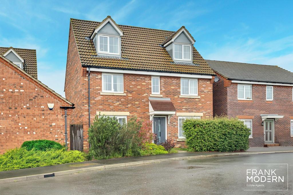 Musselburgh Way, Bourne, PE10 5 bed detached house for sale £335,000