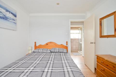 2 bedroom chalet for sale, Yaverland Road, Sandown PO36