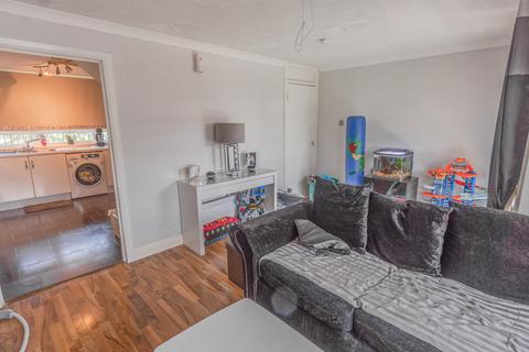 3 bedroom flat for sale, Silverfir Street, Glasgow G5