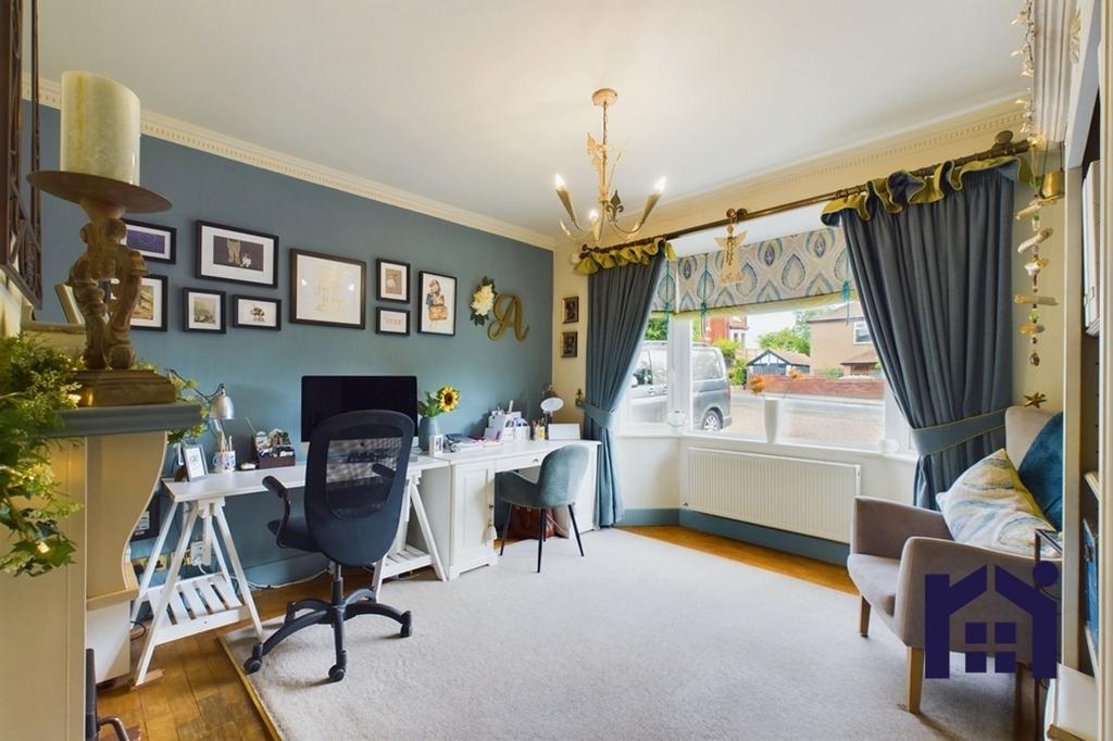 Snug/home office