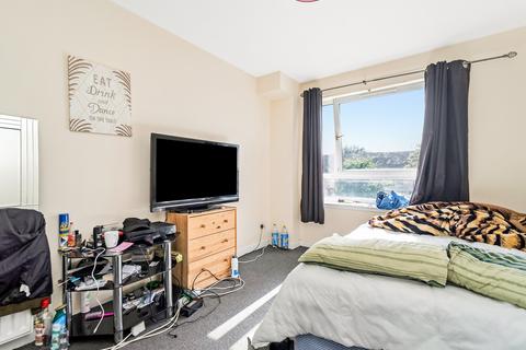 2 bedroom flat for sale, Hamiltonhill Gardens, Glasgow G22