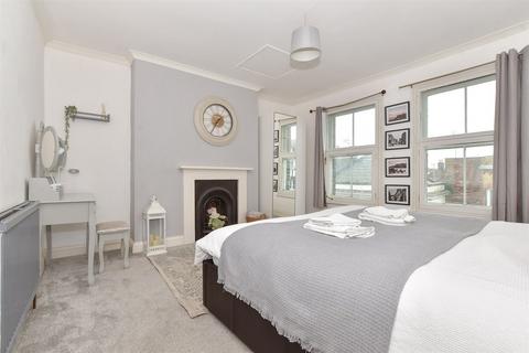 2 bedroom maisonette for sale, High Street, Broadstairs, Kent