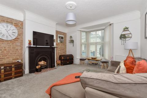 2 bedroom maisonette for sale, High Street, Broadstairs, Kent