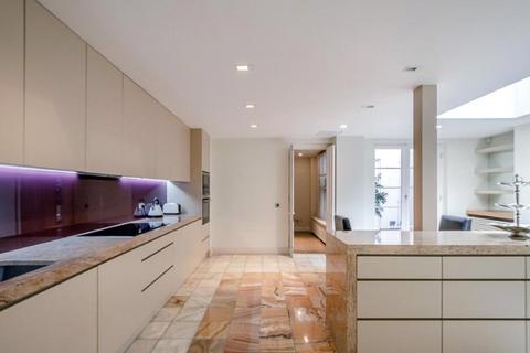 6 bedroom terraced house to rent, Knightbridge, London SW7