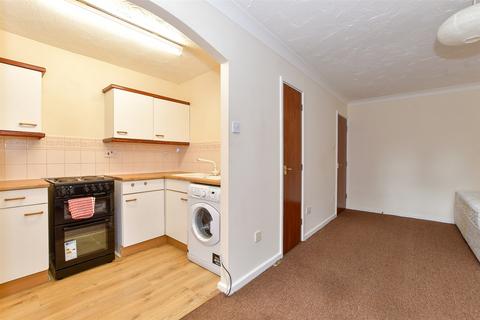 Studio for sale, Burns Avenue, Chadwell Heath, Essex