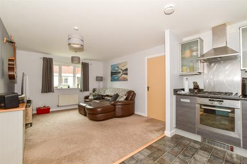 1 bedroom ground floor flat for sale, Spiro Close, Pulborough, West Sussex