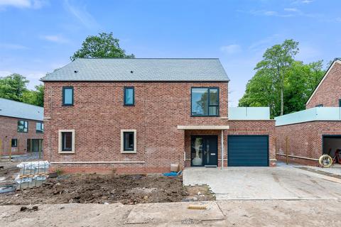 4 bedroom detached house for sale, Orchard Meadow, Bank Hall Drive, PR26