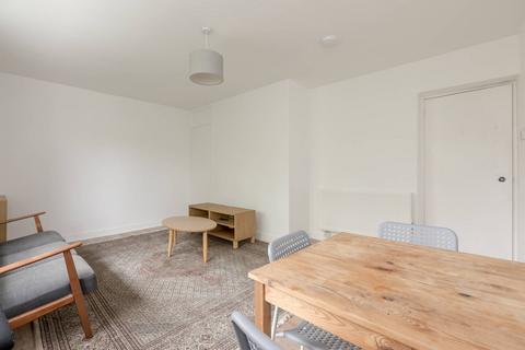 Flat 6, 63 Firrhill Drive, Edinburgh, EH13 9EU