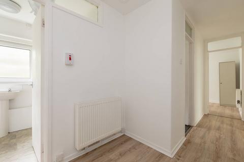 Flat 6, 63 Firrhill Drive, Edinburgh, EH13 9EU
