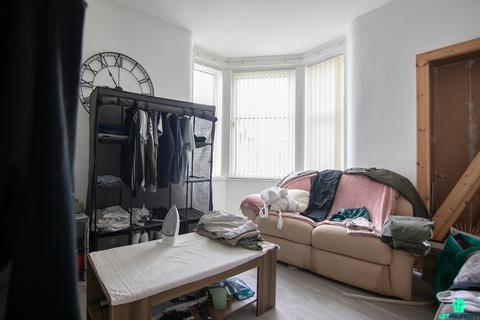 1 bedroom flat for sale, Neilston Road, Paisley PA2