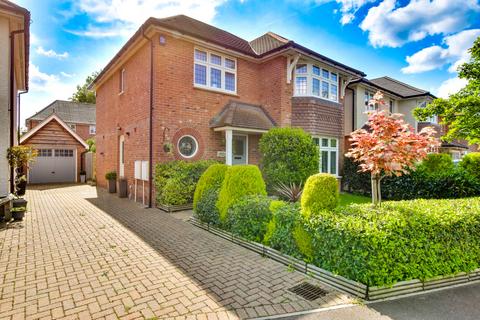 3 bedroom detached house for sale, Hedgerow Grove, Great Dunmow