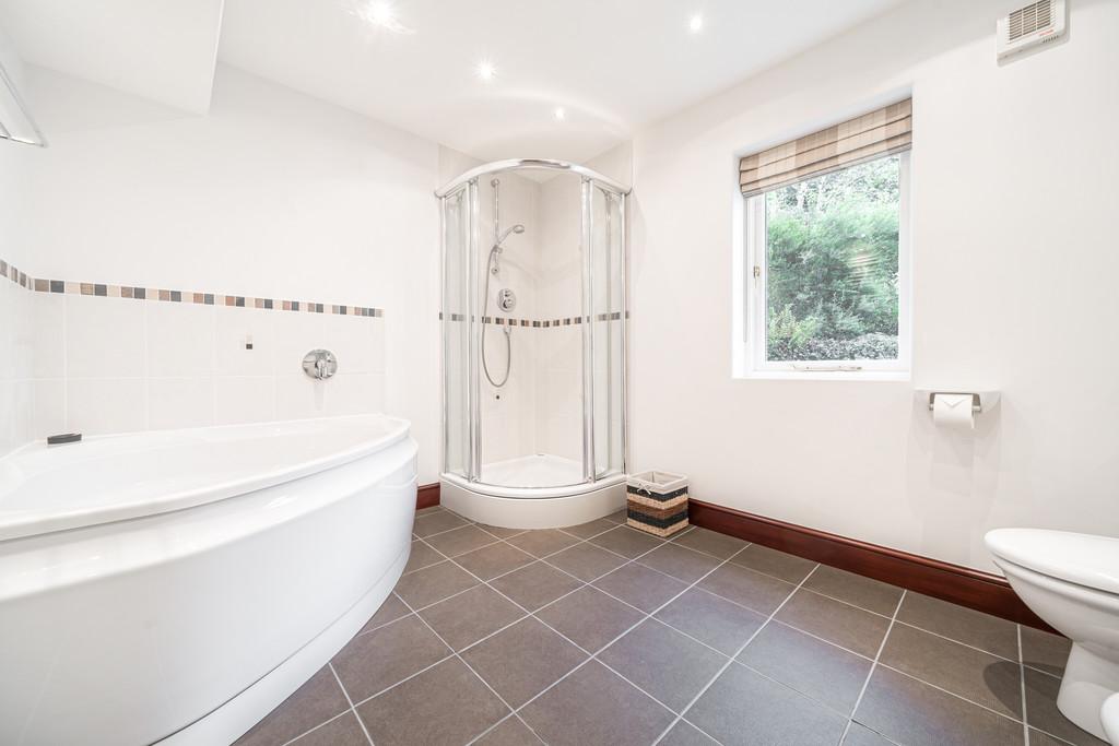 Ensuite for Bedroom 1